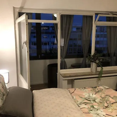 Apartment In Der Nahe Von Der Konigsallee *
