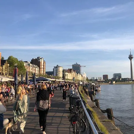 In Der Nahe Von Der Konigsallee Apartment Dusseldorf