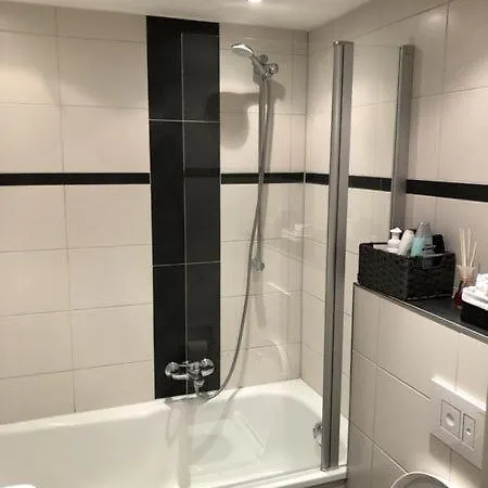 In Der Nahe Von Der Konigsallee Apartment Dusseldorf